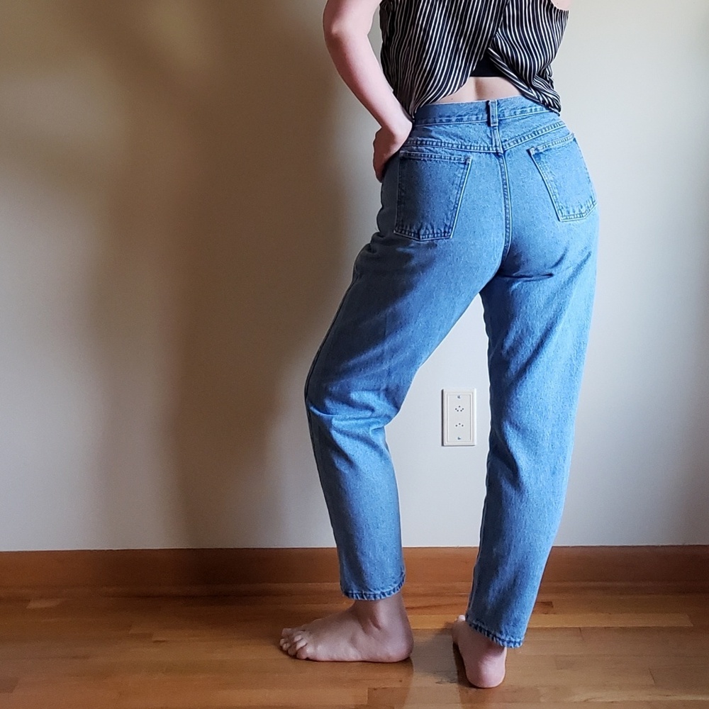 90's Mom Jeans- 32"